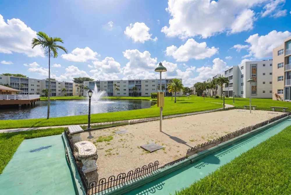 205 SE 11th Terrace #403 Dania Beach, FL 33004
