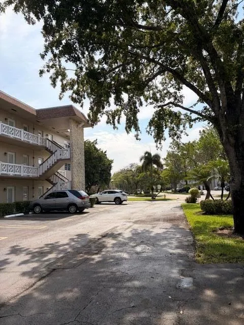 5103 NW 35th Street #401