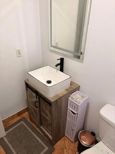 5103 NW 35th Street #401 Lauderdale Lakes, FL 33319