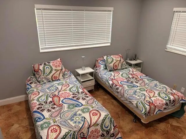 5103 NW 35th Street #401 Lauderdale Lakes, FL 33319