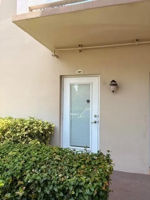 5103 NW 35th Street #401 Lauderdale Lakes, FL 33319
