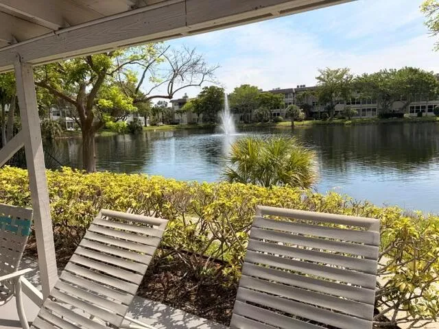 5103 NW 35th Street #401 Lauderdale Lakes, FL 33319