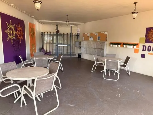 5103 NW 35th Street #401 Lauderdale Lakes, FL 33319