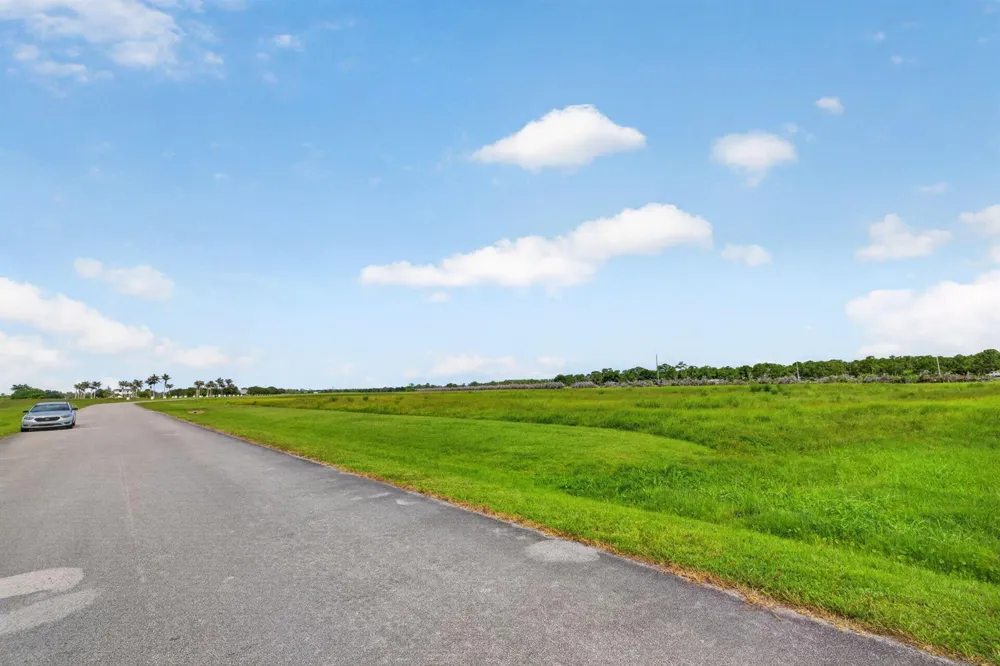 3800 SW Briarbrook Way Palm City, FL 34990