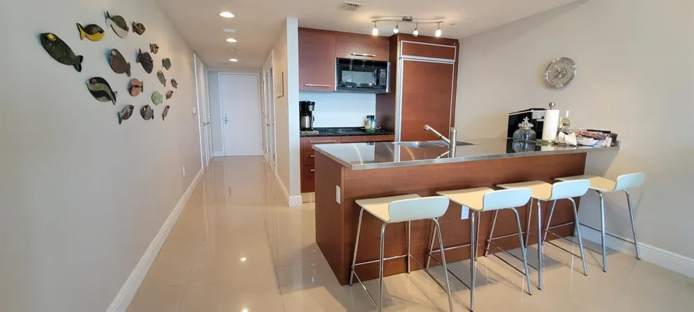1850 S Ocean Drive #3806 Hallandale Beach, FL 33009