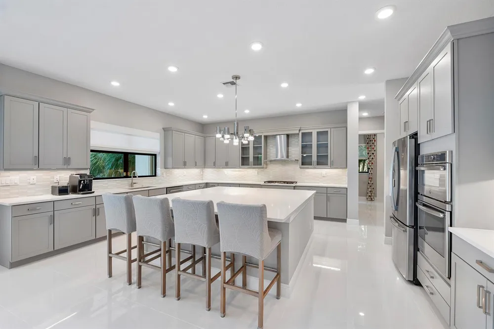 8685 Parkland Bay Drive Parkland, FL 33076