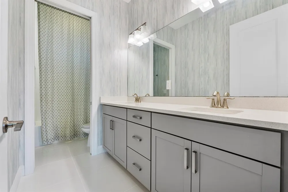 8685 Parkland Bay Drive Parkland, FL 33076
