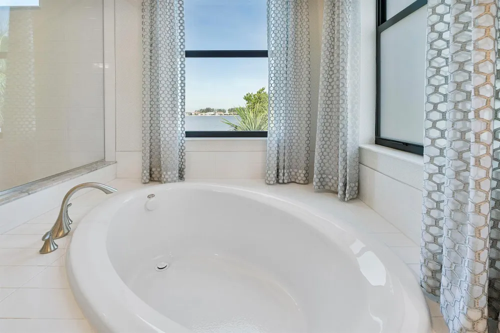 8685 Parkland Bay Drive Parkland, FL 33076