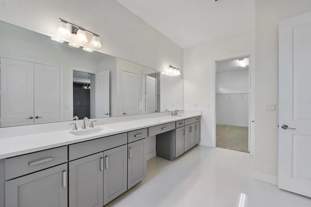 8685 Parkland Bay Drive Parkland, FL 33076
