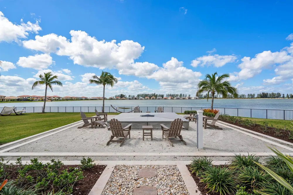 8685 Parkland Bay Drive Parkland, FL 33076