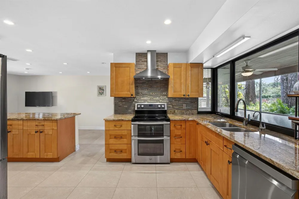 749 W Rambling Drive Wellington, FL 33414