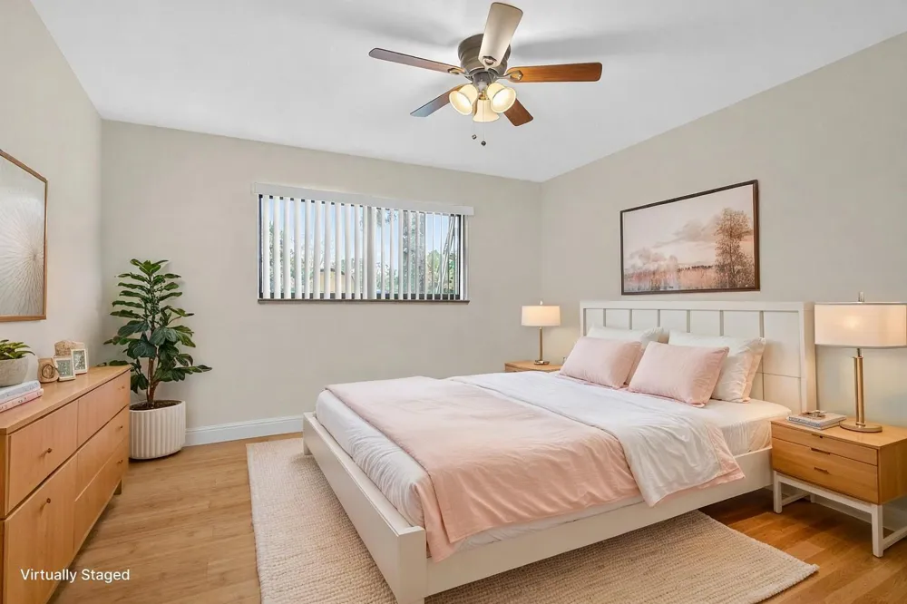 749 W Rambling Drive Wellington, FL 33414