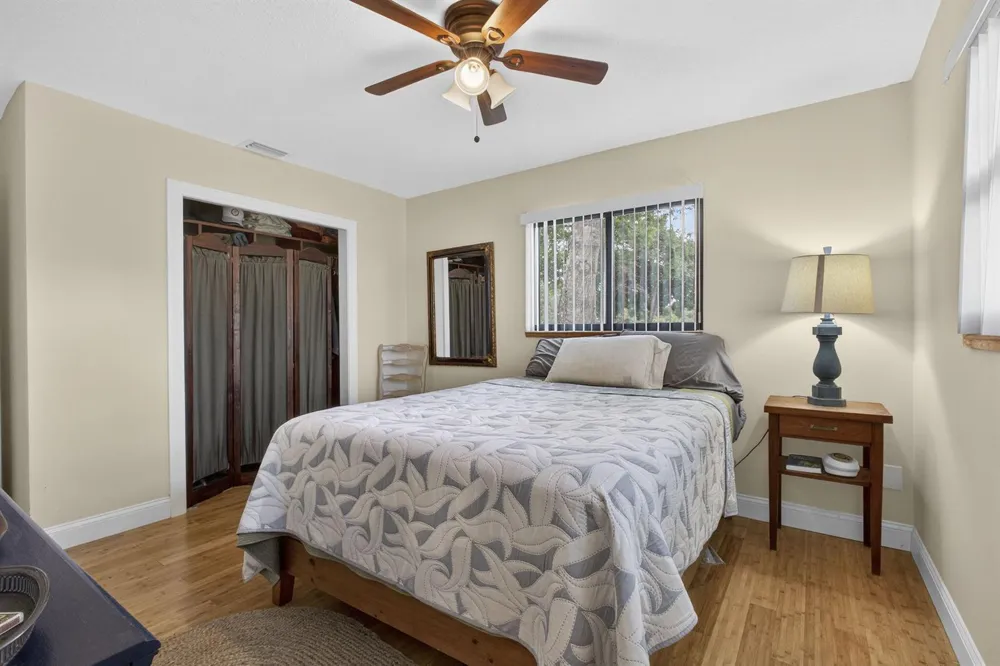 749 W Rambling Drive Wellington, FL 33414