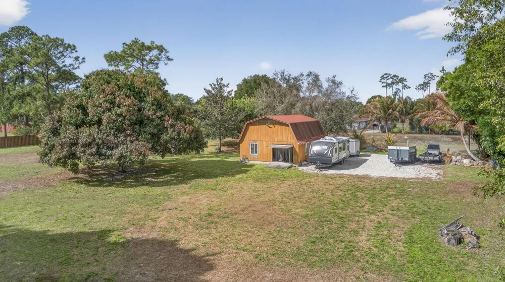 749 W Rambling Drive Wellington, FL 33414