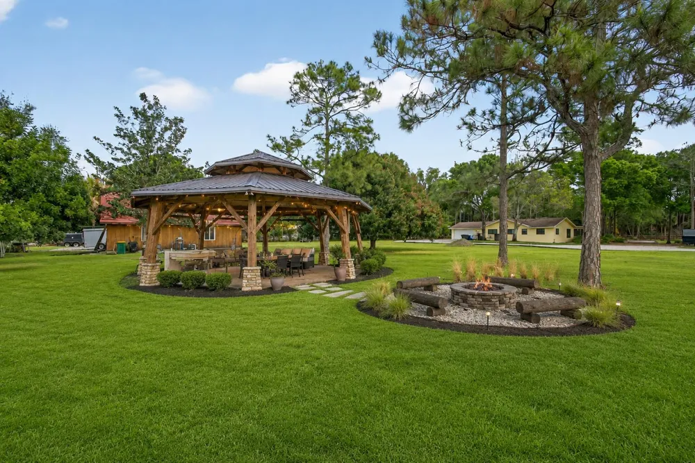749 W Rambling Drive Wellington, FL 33414