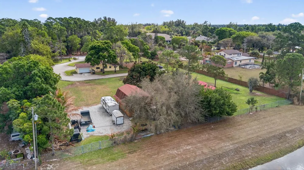 749 W Rambling Drive Wellington, FL 33414