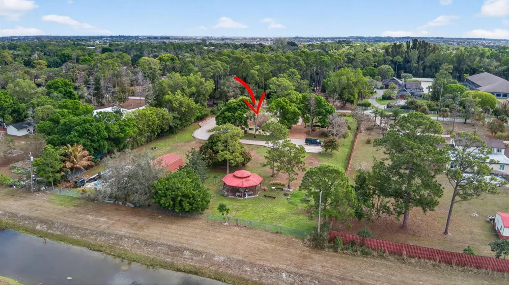 749 W Rambling Drive Wellington, FL 33414