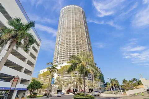 1750 Bayshore Dr #3802