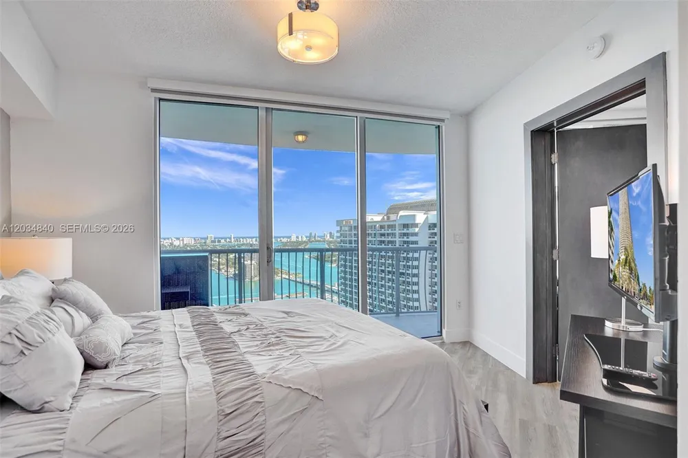 1750 Bayshore Dr #3802 Miami, FL 33132