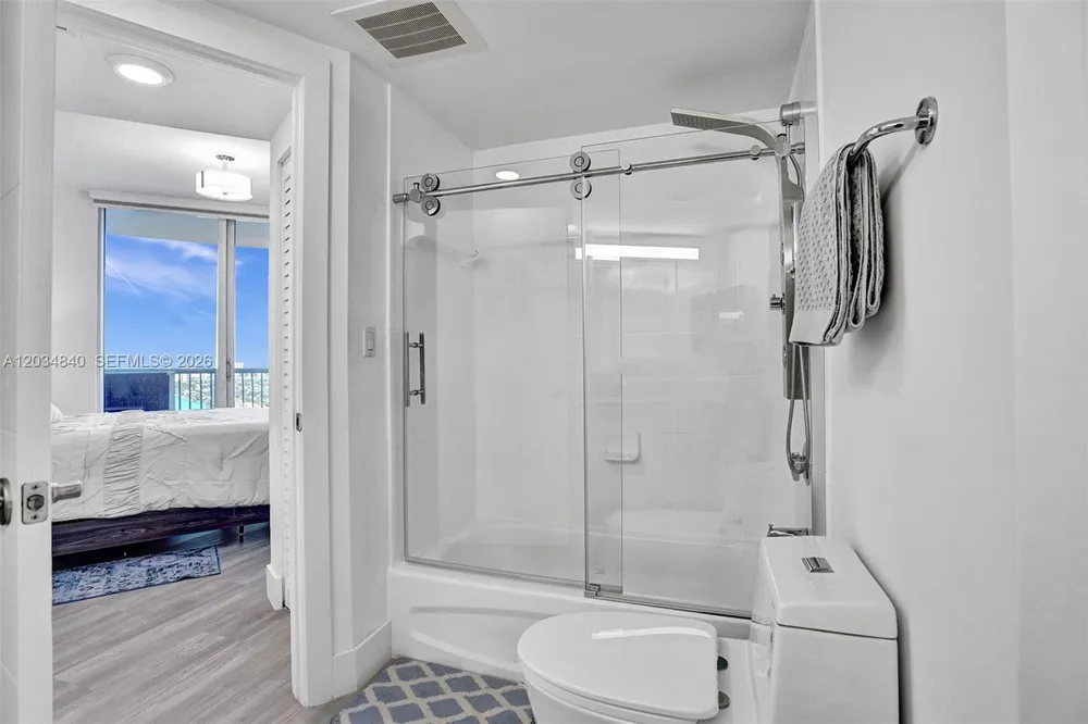 1750 Bayshore Dr #3802 Miami, FL 33132