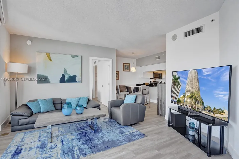 1750 Bayshore Dr #3802 Miami, FL 33132