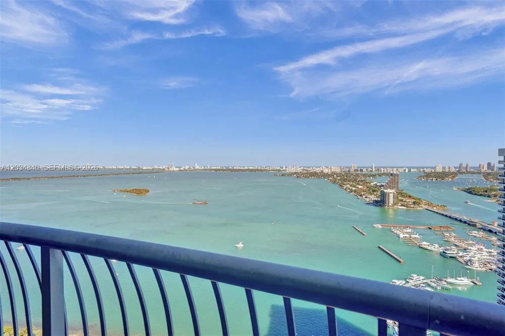 1750 Bayshore Dr #3802 Miami, FL 33132