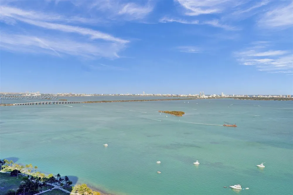 1750 Bayshore Dr #3802 Miami, FL 33132