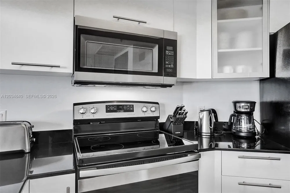 1750 Bayshore Dr #3802 Miami, FL 33132