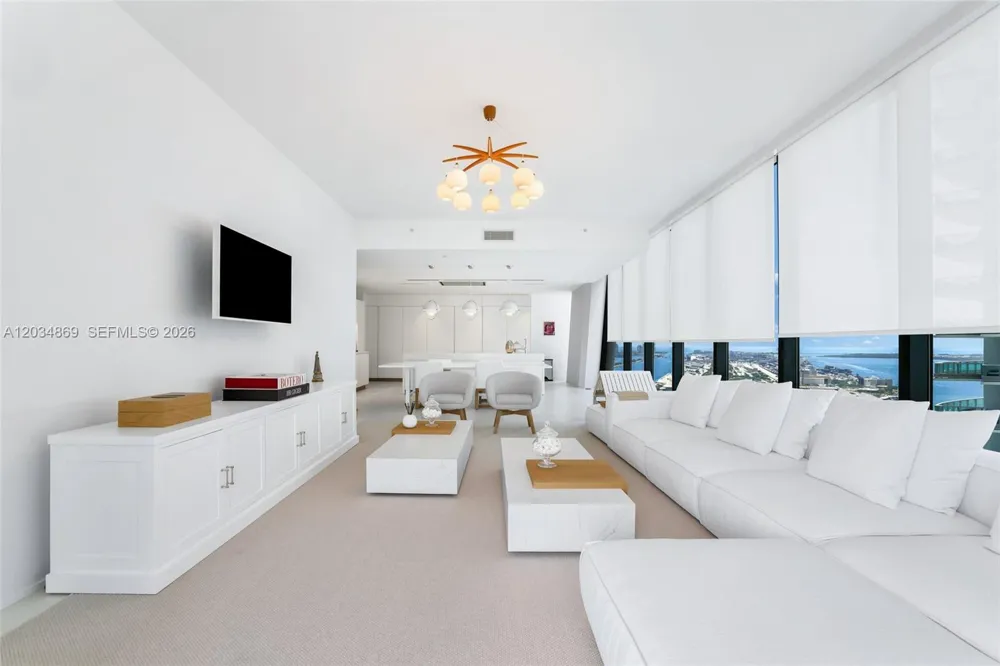 1000 Biscayne Blvd #3701 Miami, FL 33132
