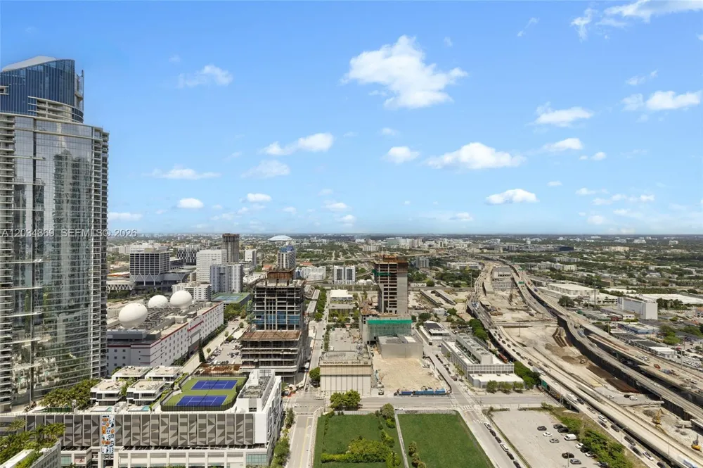 1000 Biscayne Blvd #3701 Miami, FL 33132