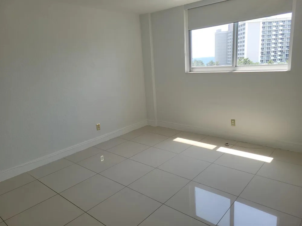 19370 Collins Avenue #623 Sunny Isles Beach, FL 33160