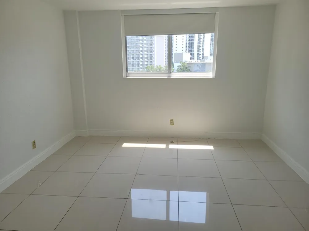 19370 Collins Avenue #623 Sunny Isles Beach, FL 33160