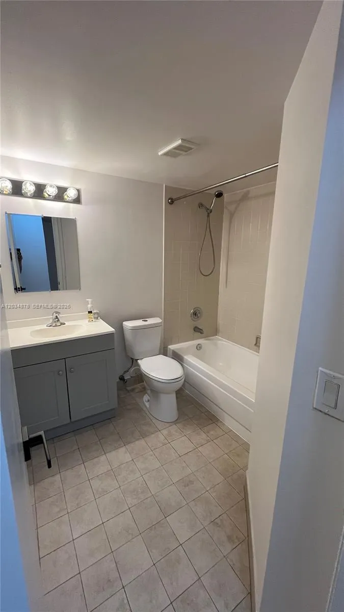 8851 Wiles Rd #108 Coral Springs, FL 33067
