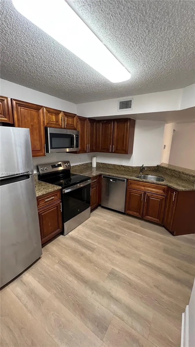 8851 Wiles Rd #108 Coral Springs, FL 33067