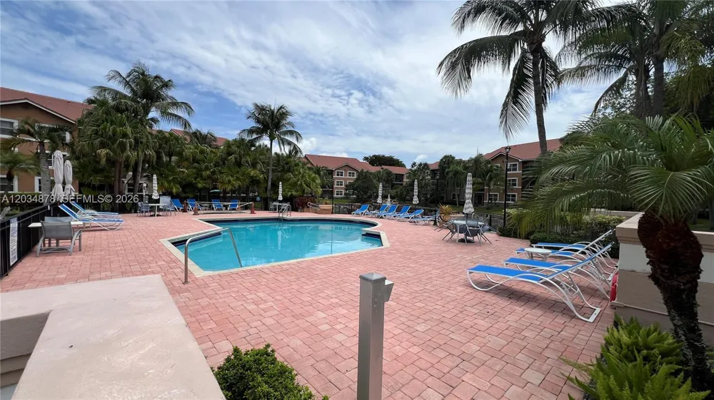 8851 Wiles Rd #108 Coral Springs, FL 33067