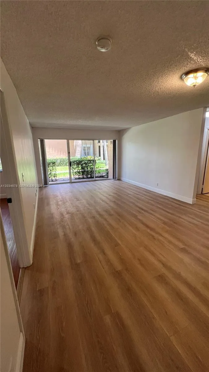 8851 Wiles Rd #108 Coral Springs, FL 33067