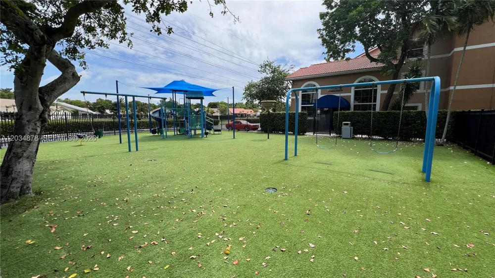8851 Wiles Rd #108 Coral Springs, FL 33067