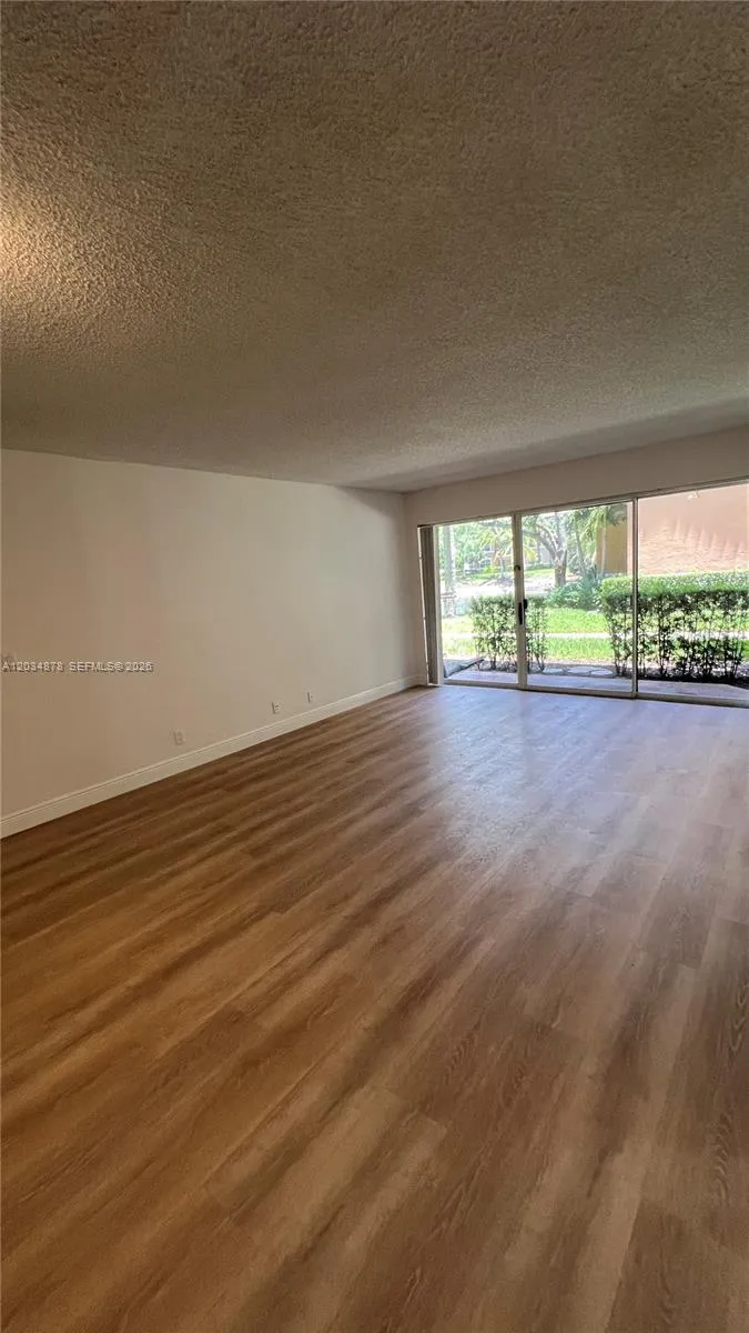 8851 Wiles Rd #108 Coral Springs, FL 33067