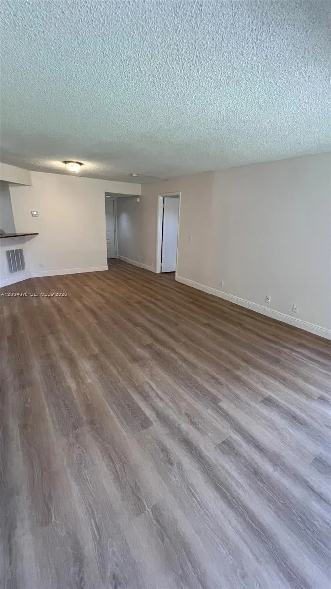 8851 Wiles Rd #108 Coral Springs, FL 33067