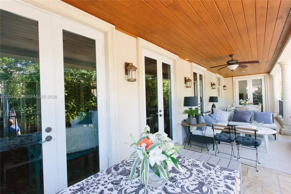 335 W Enid Dr Key Biscayne, FL 33149