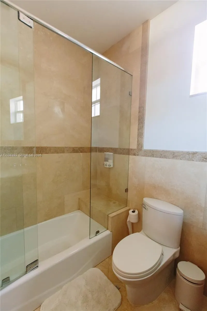 335 W Enid Dr Key Biscayne, FL 33149