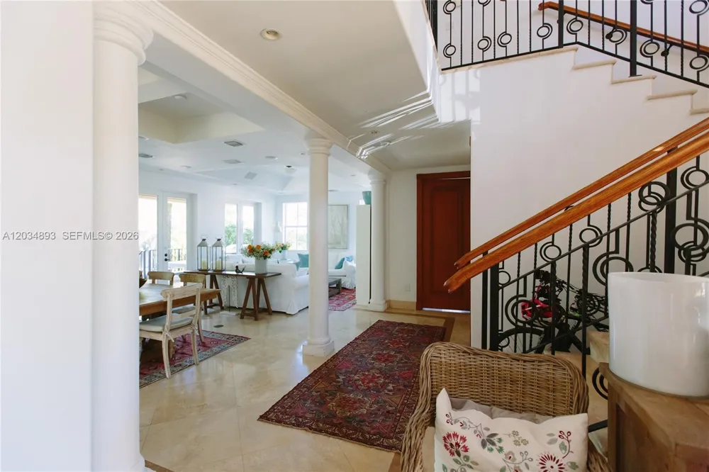 335 W Enid Dr Key Biscayne, FL 33149