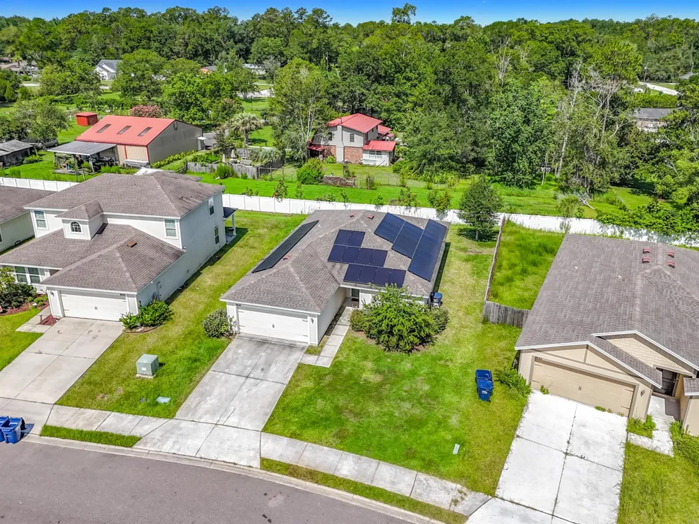 8650 W Lake George Cir W 