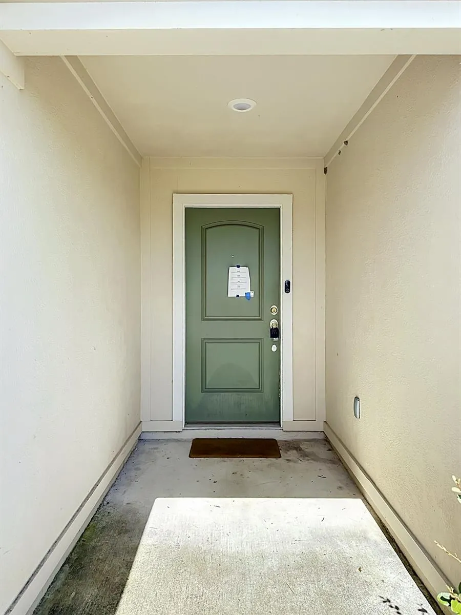8650 W Lake George Cir W 