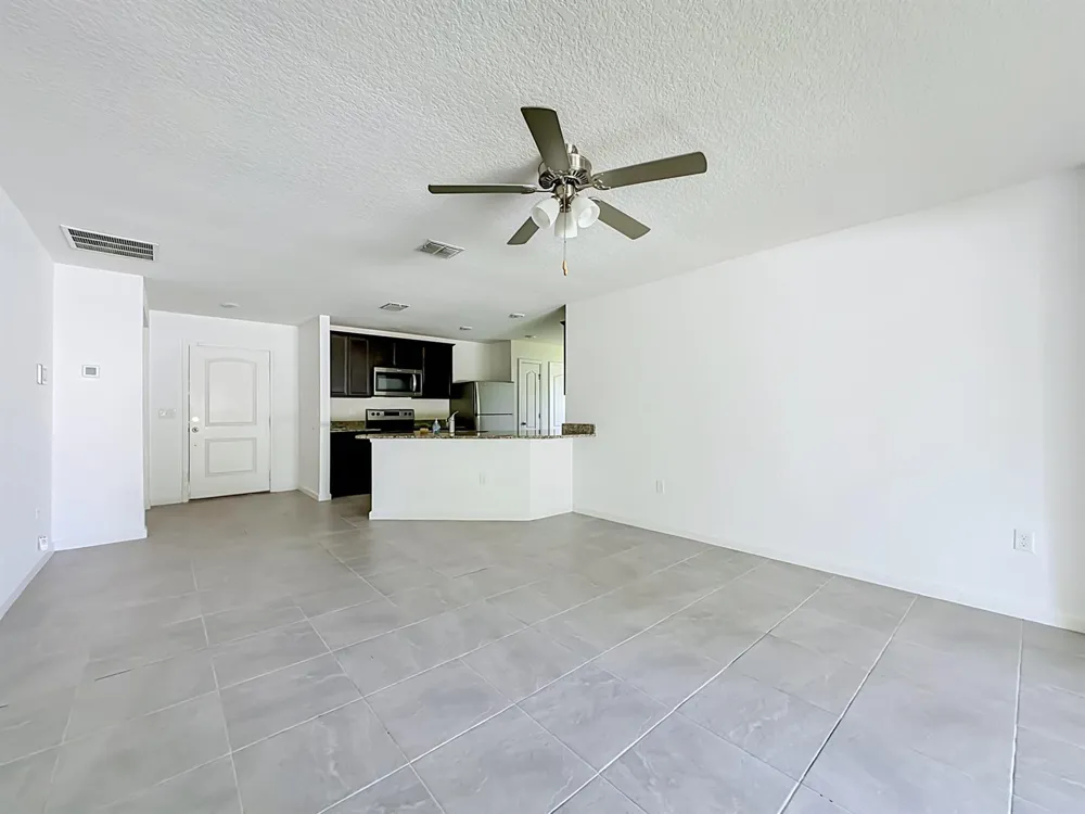 8650 W Lake George Cir W 