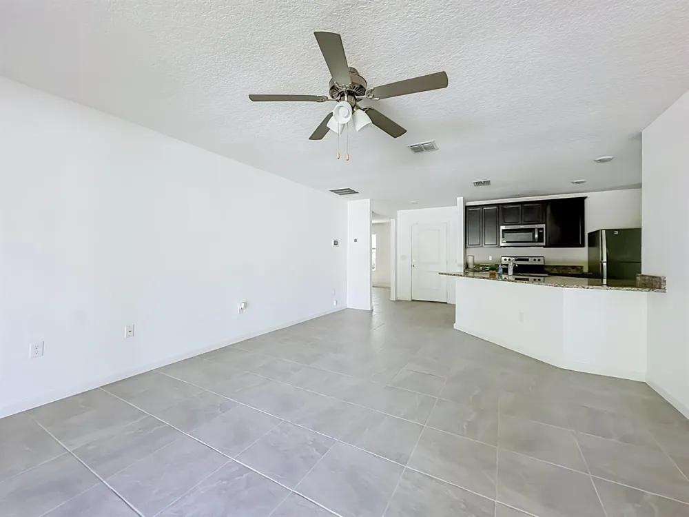 8650 W Lake George Cir W 