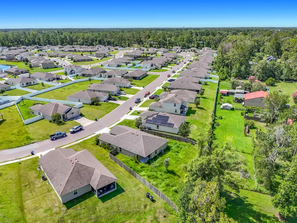 8650 W Lake George Cir W 