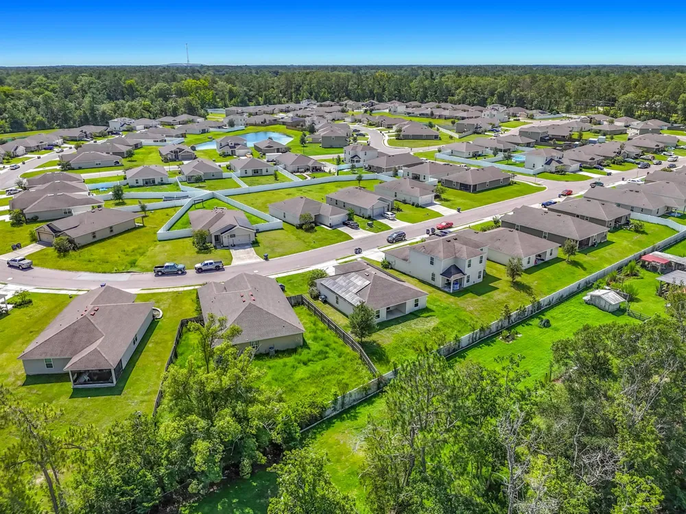 8650 W Lake George Cir W 