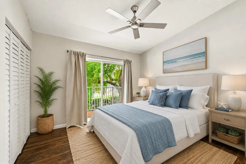 8464 Lagos De Campo Boulevard Tamarac, FL 33321