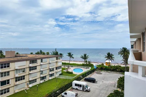 1950 S Ocean Dr #5B